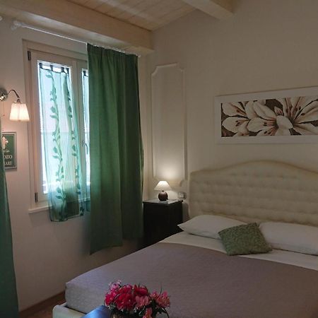 Il Piccolo Giglio Bed & Breakfast Porto Sant'Elpidio Bagian luar foto